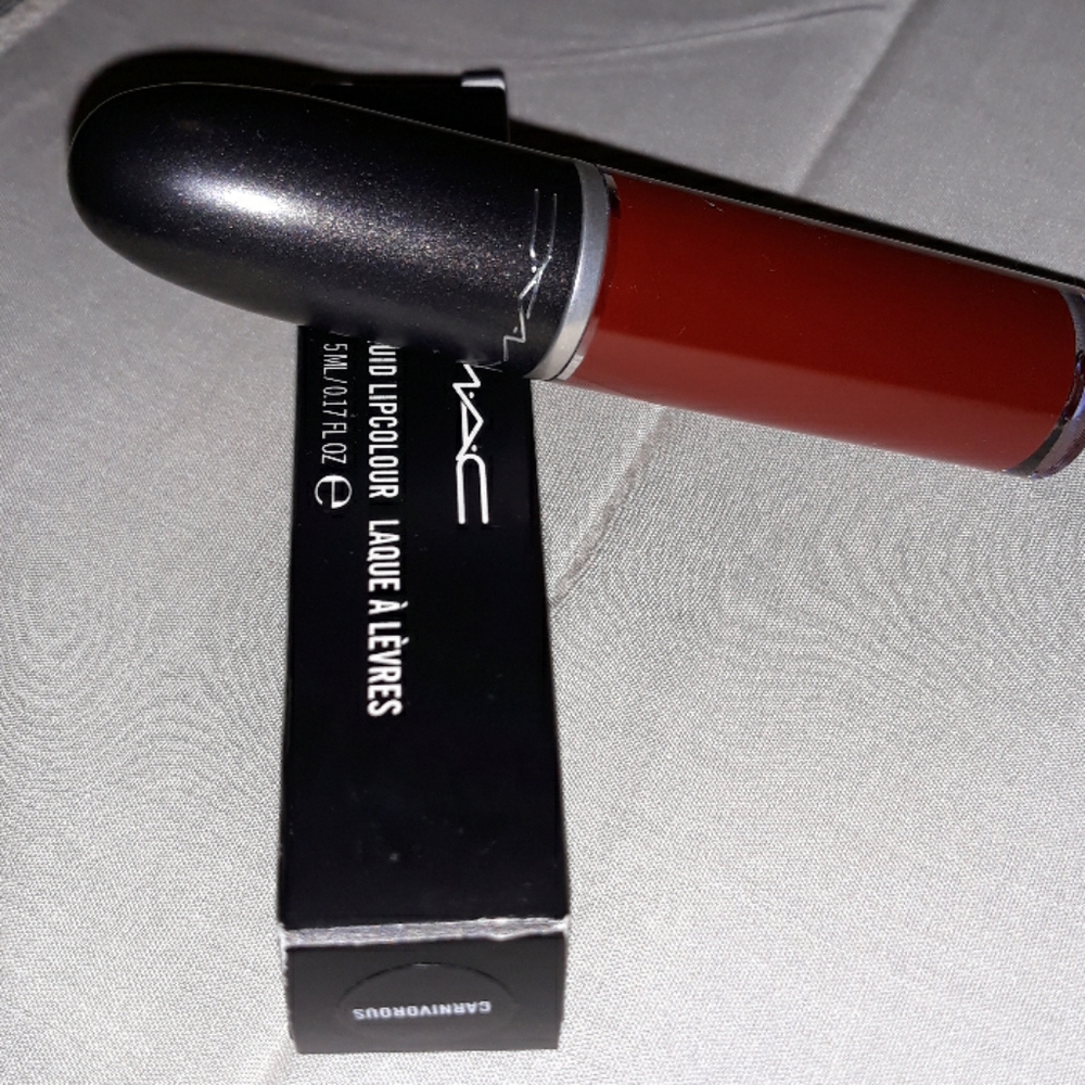 MAC liquid lip color